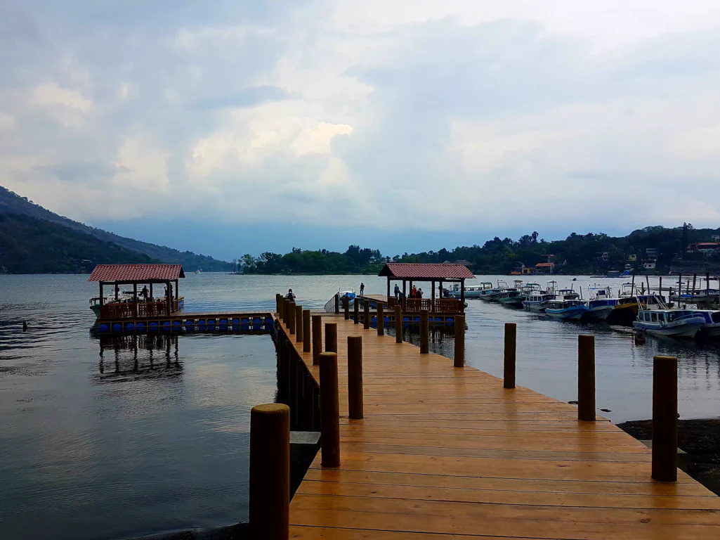 Steg vom Santiago Atitlán