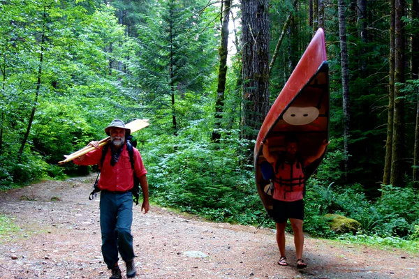 Als Captain Canoehead unterwegs auf der Sayward Canoe Route