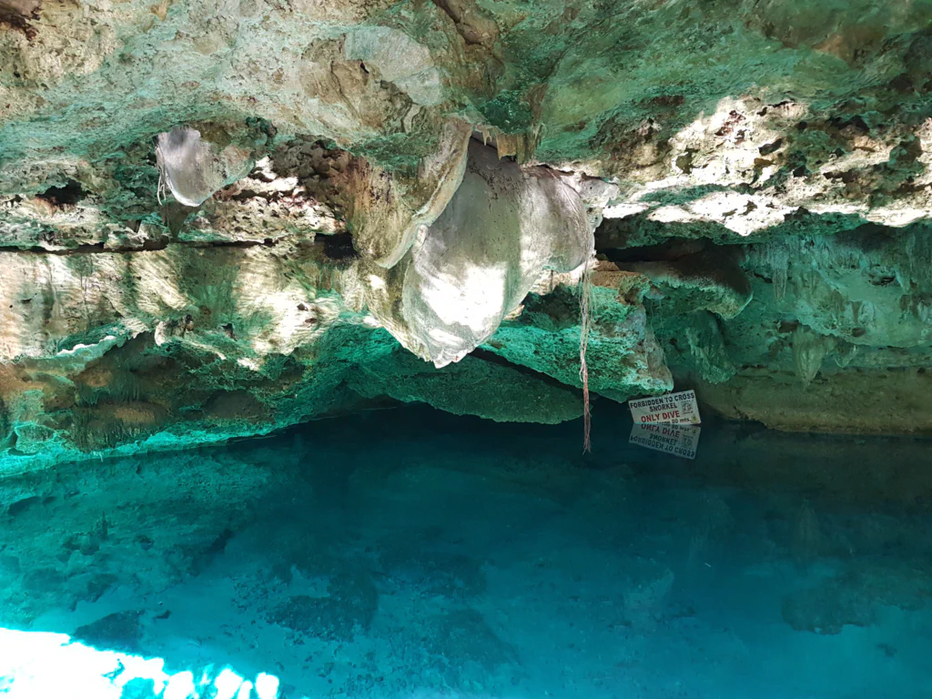 Blick ins kristallklare Wasser