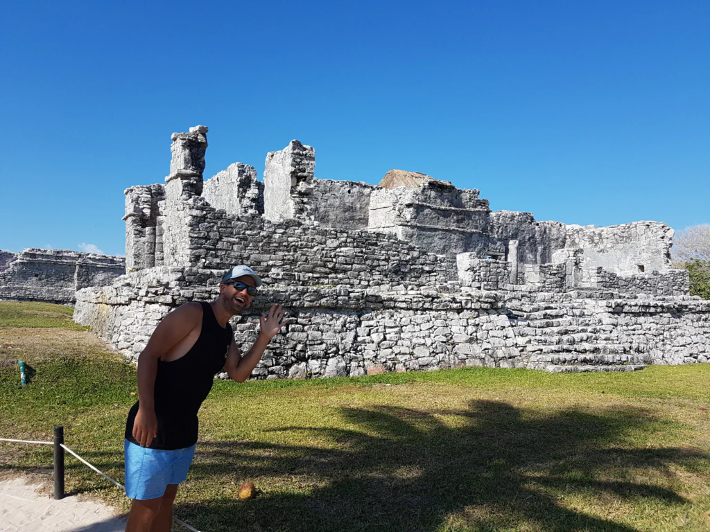 Maya-Tempel direkt am Meer