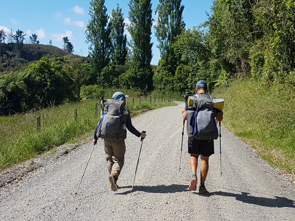 Backpack-Twins Erin und Jan