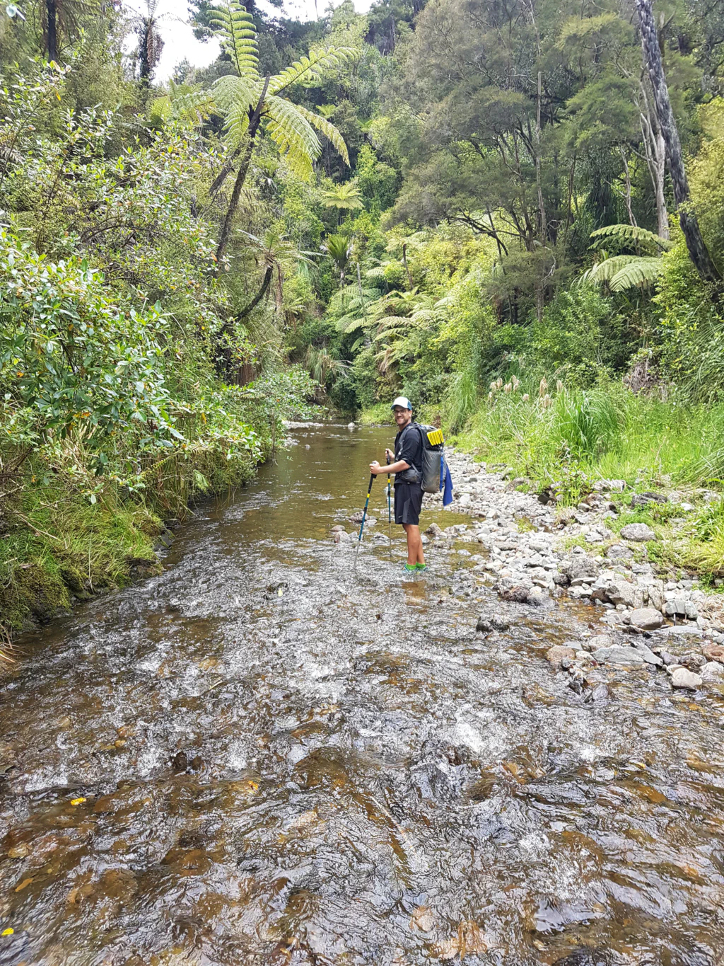 Kuehlende Flussbettwanderung