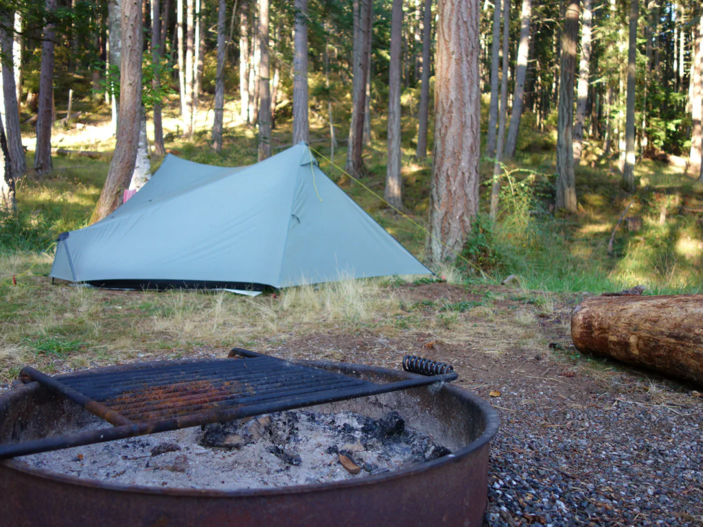 Learning: Jeder campende Amerikaner muss jeden Abend ein Feuer machen...